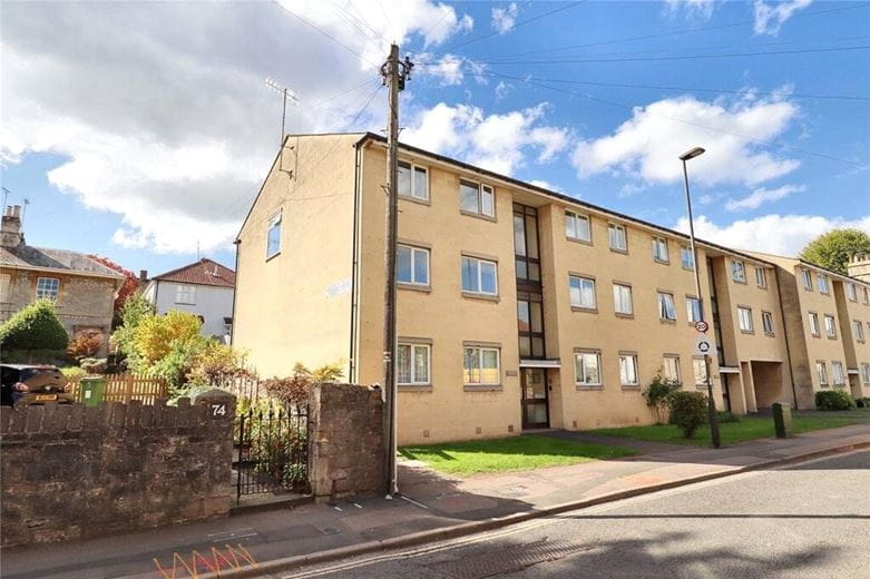 2 bedroom flat, High Street, Weston BA1 - Let Agreed