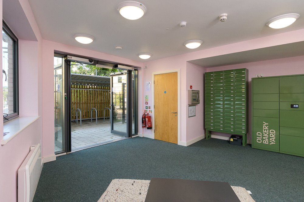 1 bedroom flat, Old Bakery Yard, Jews Lane BA2