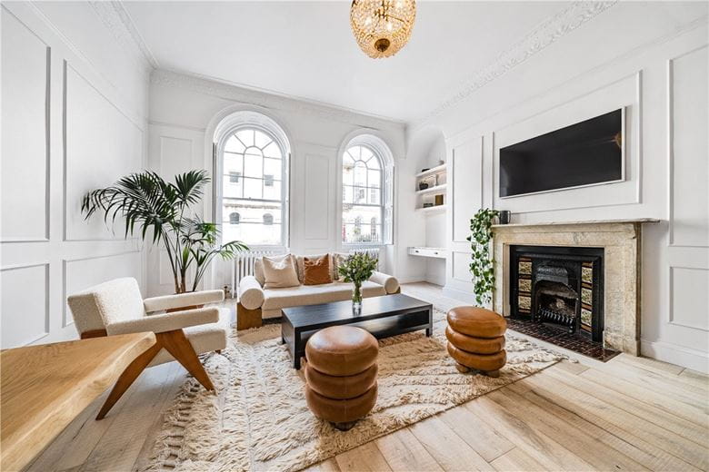 2 bedroom flat, Henrietta Street, Bath BA2