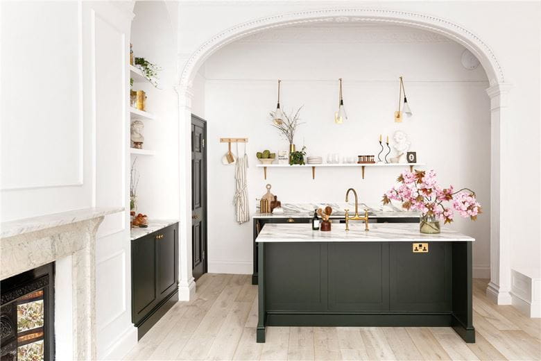 2 bedroom flat, Henrietta Street, Bath BA2