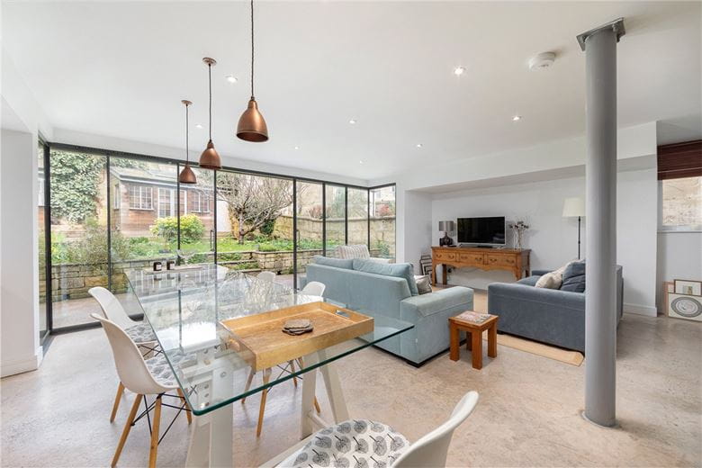 2 bedroom flat, Lansdown Road, Bath BA1 - Let Agreed