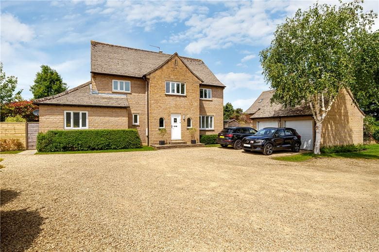 4 bedroom house, Woodlands, Pickwick SN13 - Let Agreed