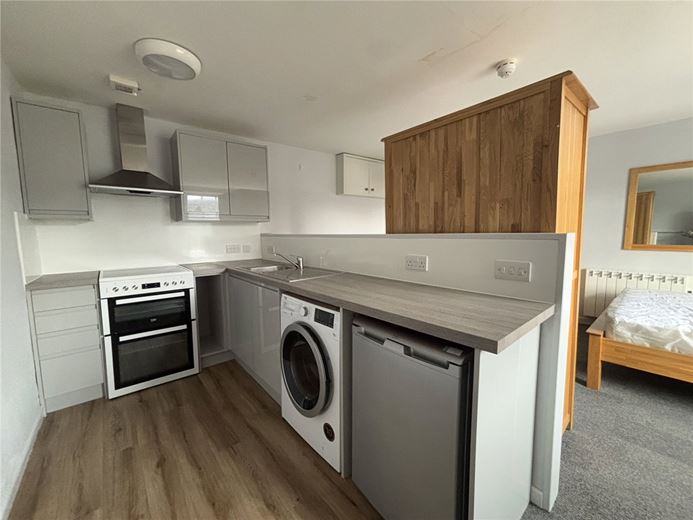 1 bedroom , Terrace Walk, Bath BA1 - Available