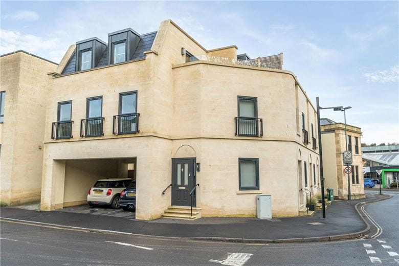 2 bedroom house, Westmoreland Road, Bath BA2 - Available