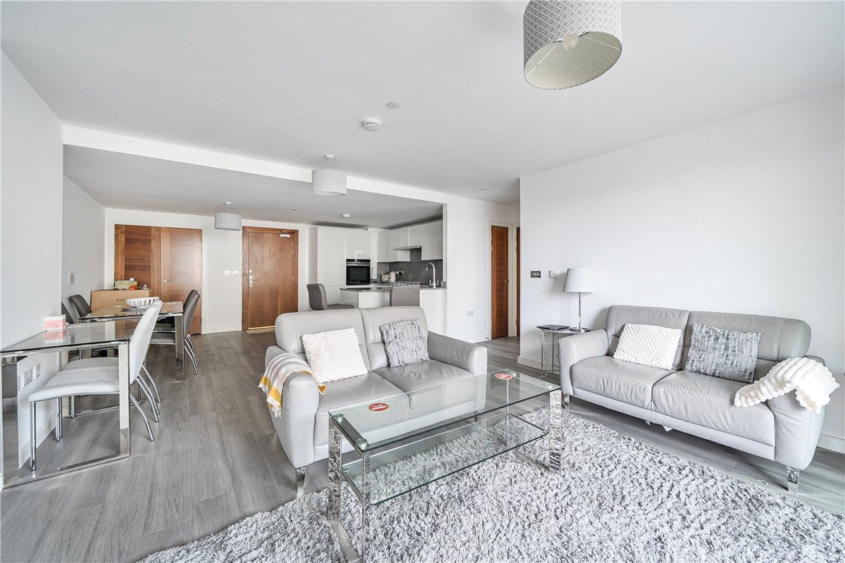 1 bedroom flat, Midland Road, Bath BA2