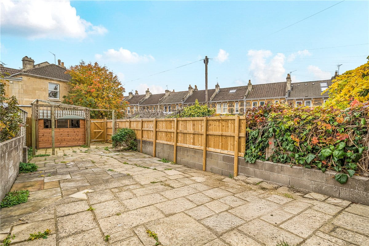 3 bedroom house, King Edward Road, Bath BA2 - Let Agreed