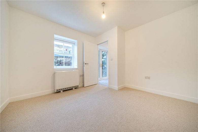 1 bedroom flat, Palace Yard Mews, Bath BA1 - Let Agreed