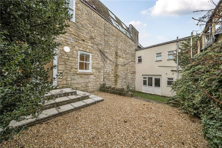 1 bedroom flat, Palace Yard Mews, Bath BA1 - Let Agreed