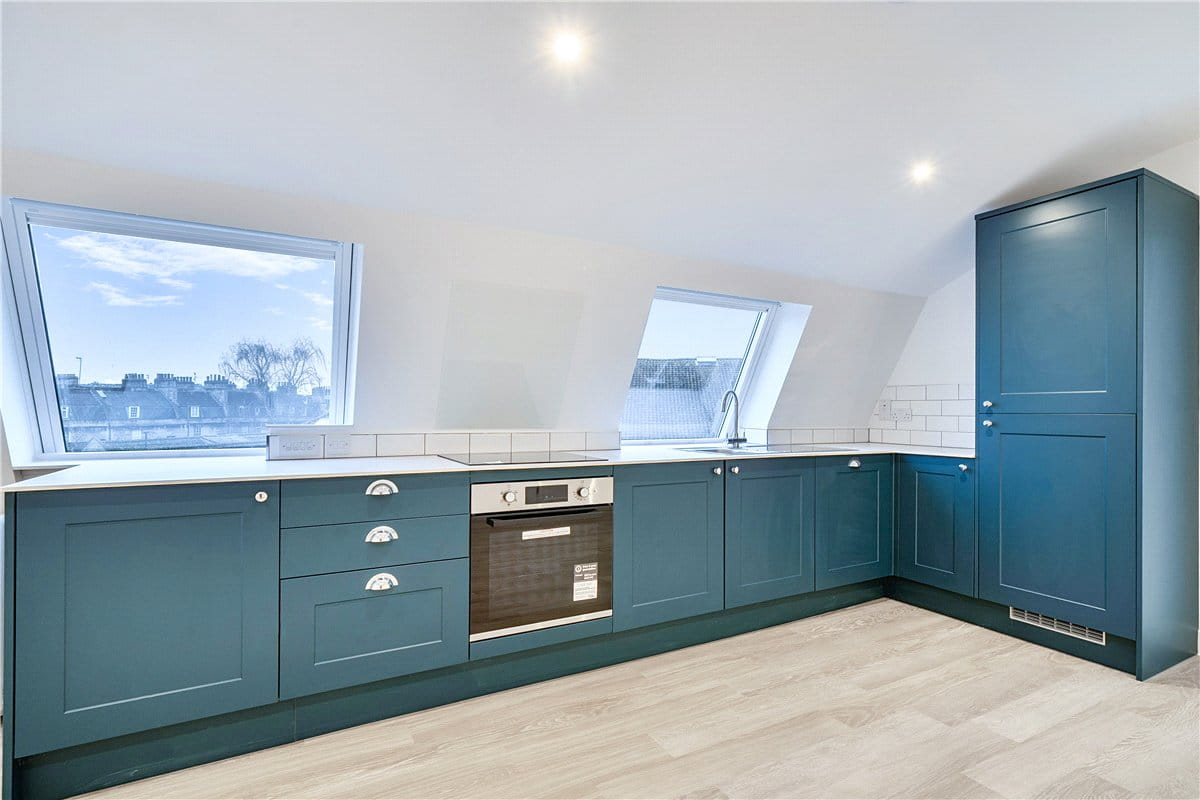 2 bedroom flat, Palace Yard Mews, Bath BA1 - Available