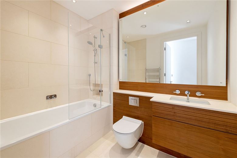 2 bedroom flat, Granville Court, Granville Road BA1