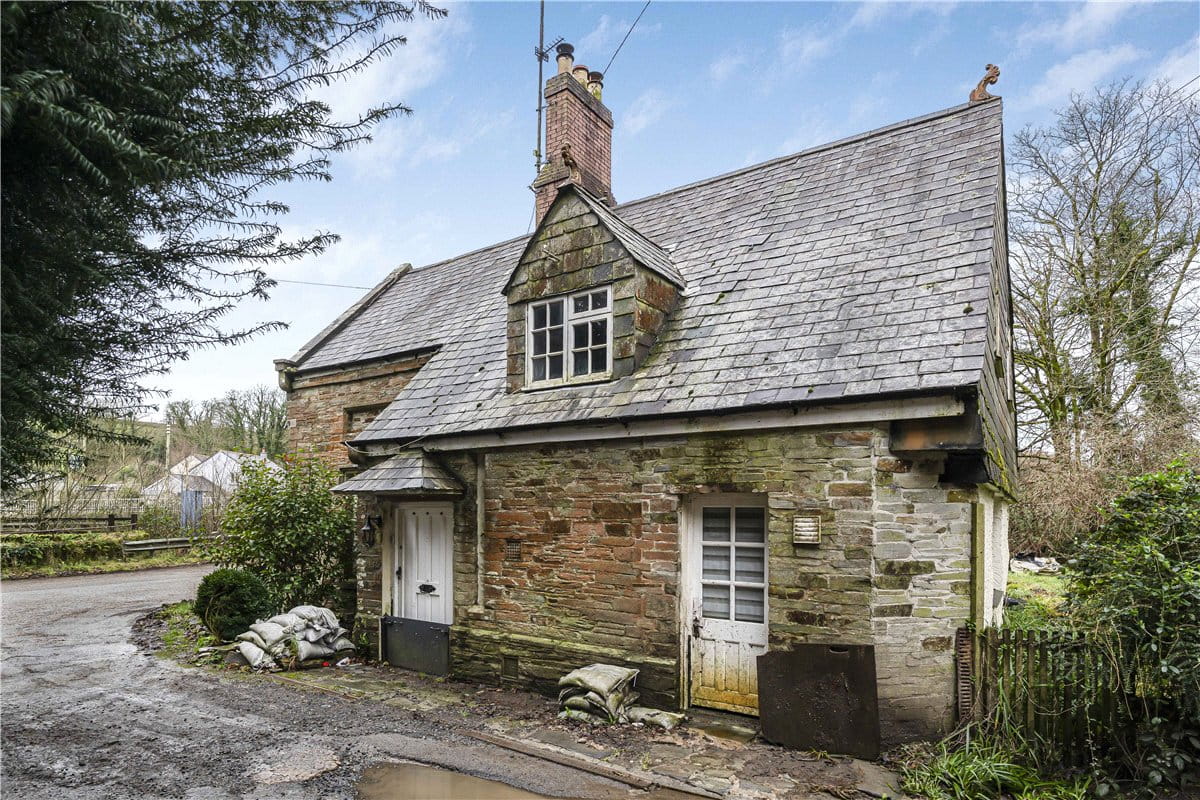 3 bedroom house, Looe Mills, Liskeard PL14 - Available