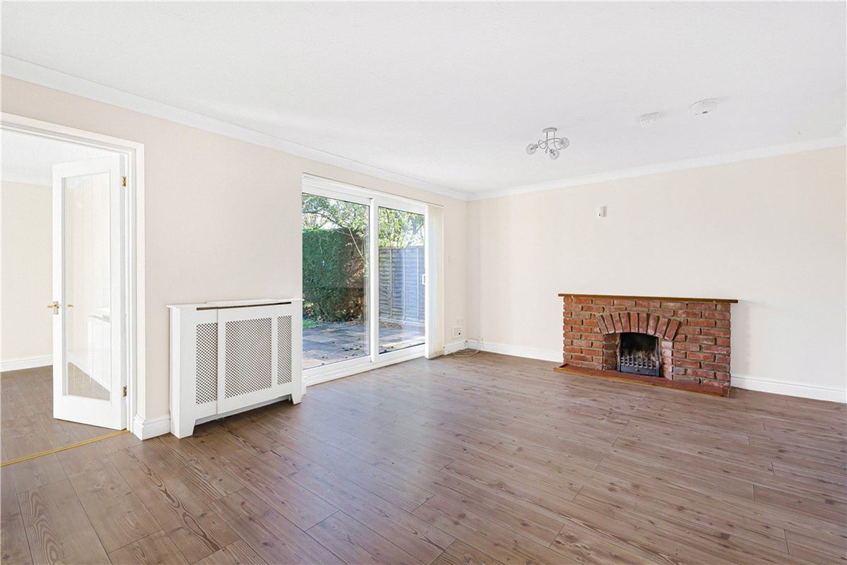 4 bedroom house, Putlowes Drive, Fleet Marston HP18 - Let Agreed