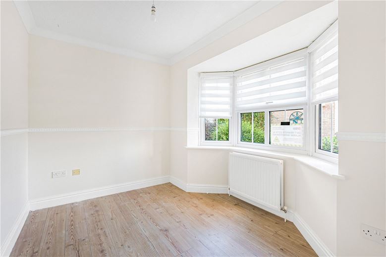 4 bedroom house, Putlowes Drive, Fleet Marston HP18 - Let Agreed