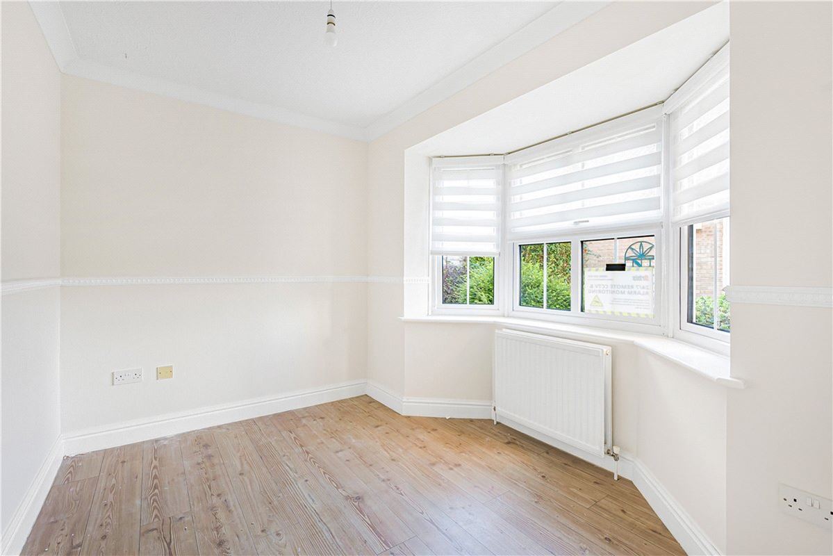 4 bedroom house, Putlowes Drive, Fleet Marston HP18 - Let Agreed