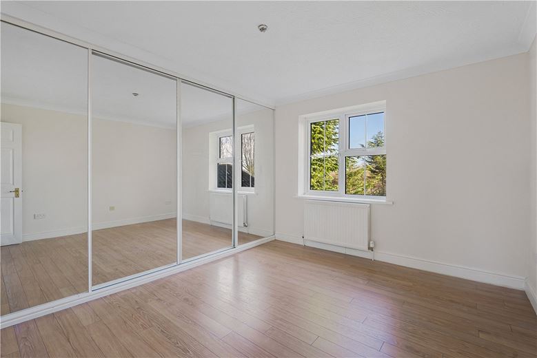 4 bedroom house, Putlowes Drive, Fleet Marston HP18 - Let Agreed