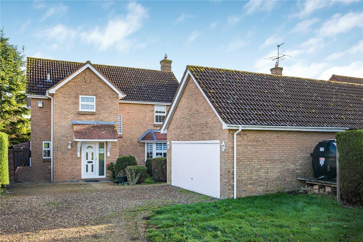 4 bedroom house, Putlowes Drive, Fleet Marston HP18 - Let Agreed