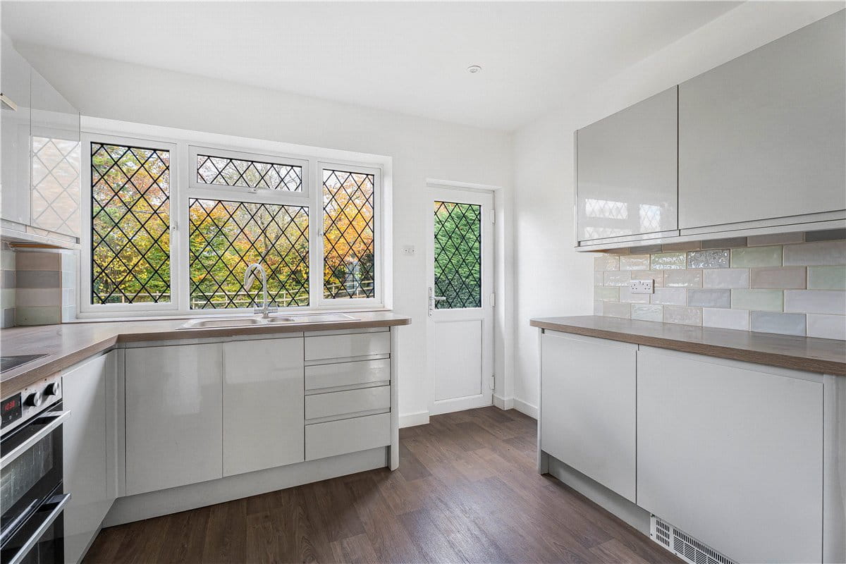 3 bedroom house, Bottom House Farm Lane, Chalfont St. Giles HP8 - Let Agreed