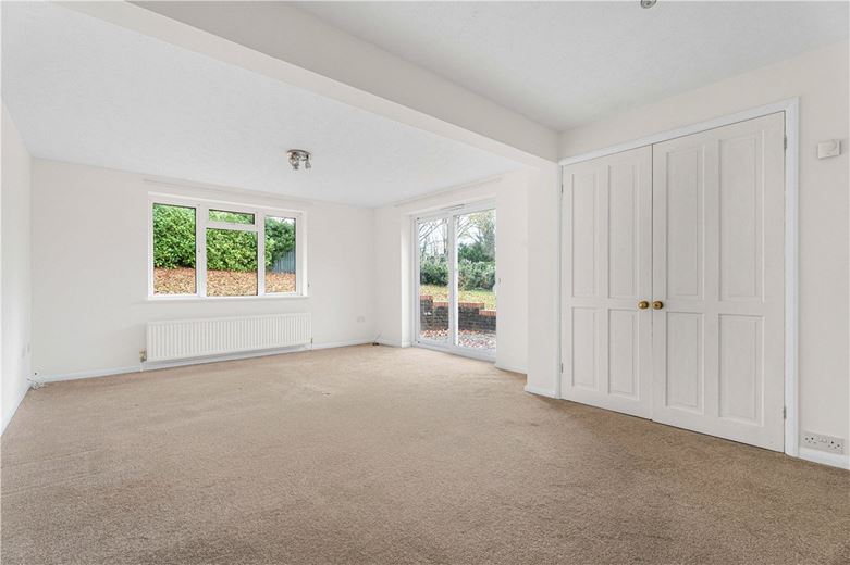 4 bedroom bungalow, South Street, Wendover HP22 - Available