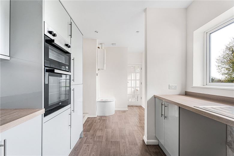 4 bedroom bungalow, South Street, Wendover HP22 - Available