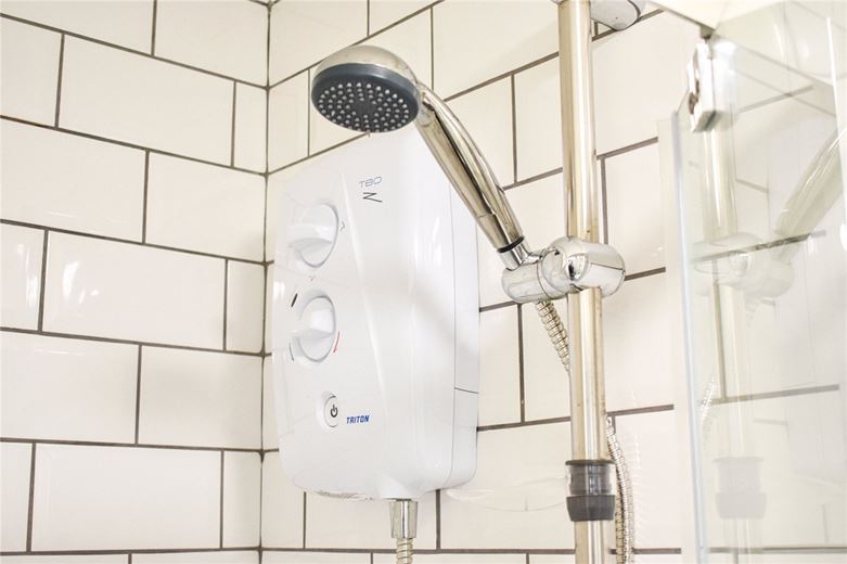 3 bedroom house, Burton Grove, Leighton CW1 - Let Agreed