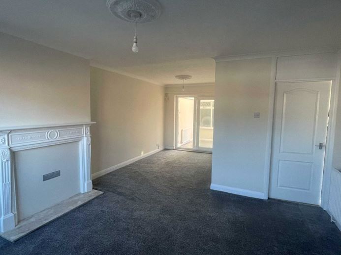 3 bedroom house, Penfold Way, Morton DE55 - Available