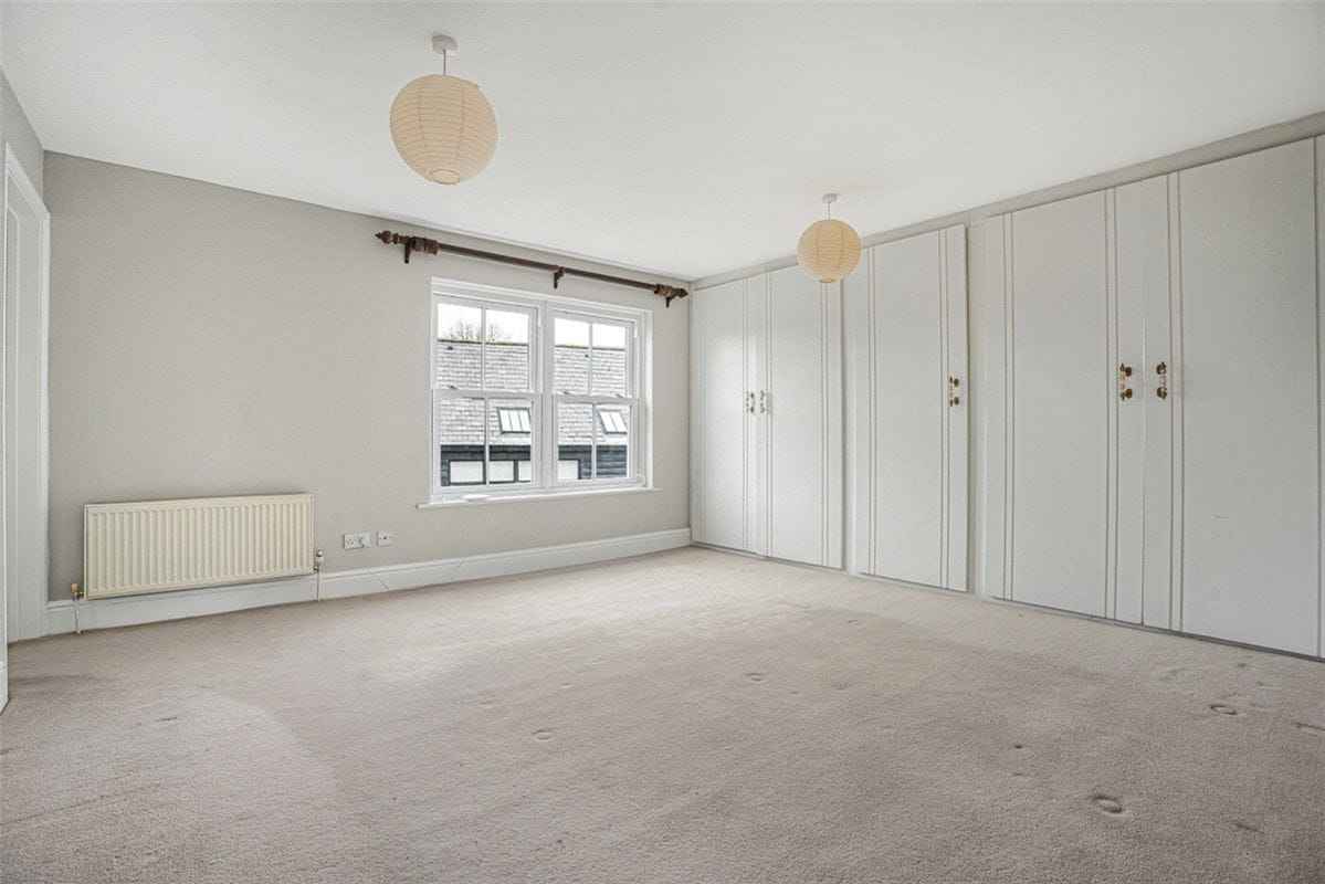 4 bedroom house, Cudsdens Court, Great Missenden HP16 - Available