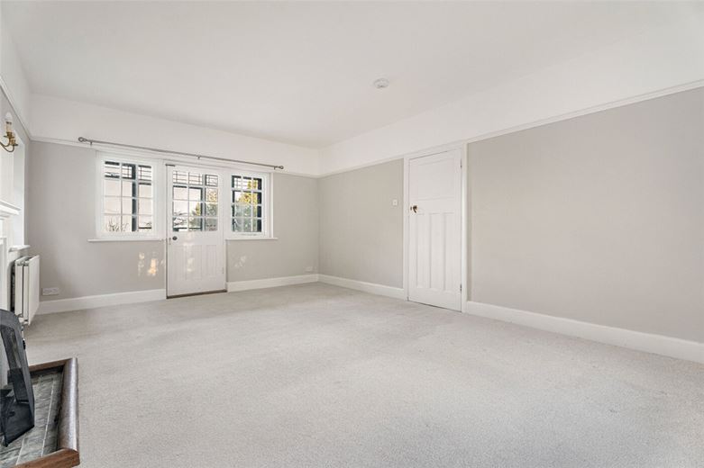 5 bedroom house, Ellesborough Road, Wendover HP22 - Let Agreed