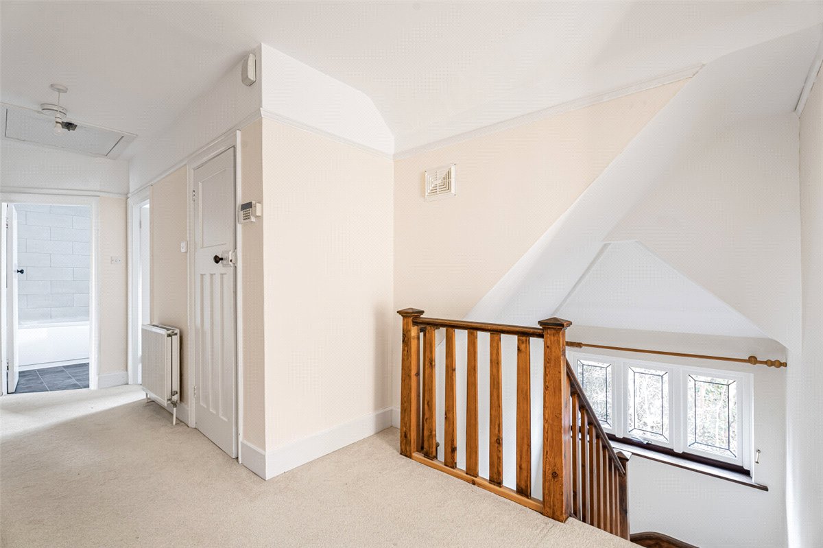 5 bedroom house, Ellesborough Road, Wendover HP22 - Let Agreed