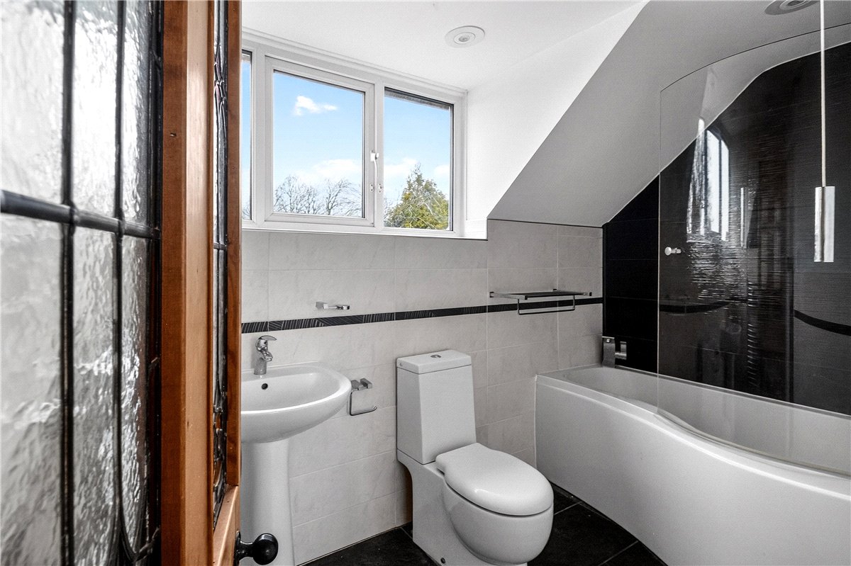 5 bedroom house, Shaw Lane, Hanch WS13 - Available