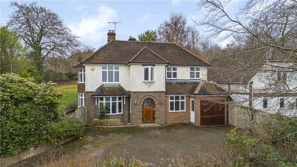 5 bedroom house, Ellesborough Road, Wendover HP22 - Let Agreed