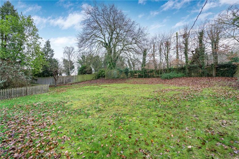 5 bedroom house, Ellesborough Road, Wendover HP22 - Let Agreed