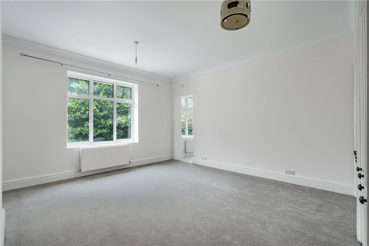 5 bedroom house, Ellesborough Road, Wendover HP22 - Let Agreed