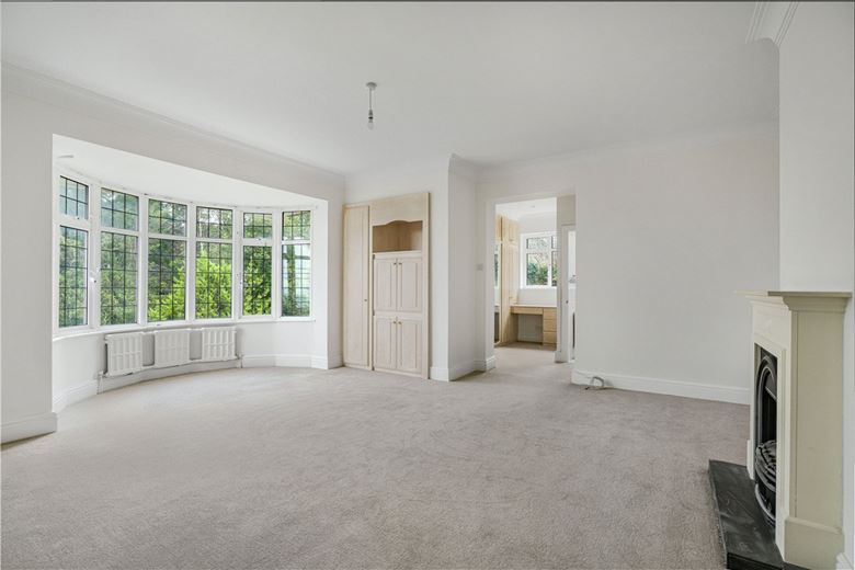 5 bedroom house, Ellesborough Road, Wendover HP22 - Let Agreed