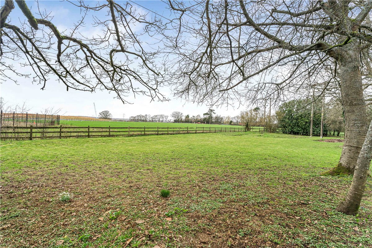 4 bedroom house, Potter Row, Great Missenden HP16 - Available