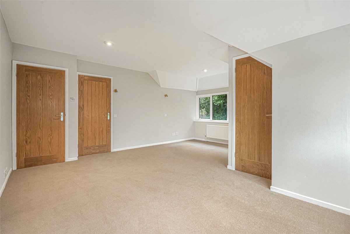 5 bedroom house, Bottom House Farm Lane, Chalfont St. Giles HP8 - Available