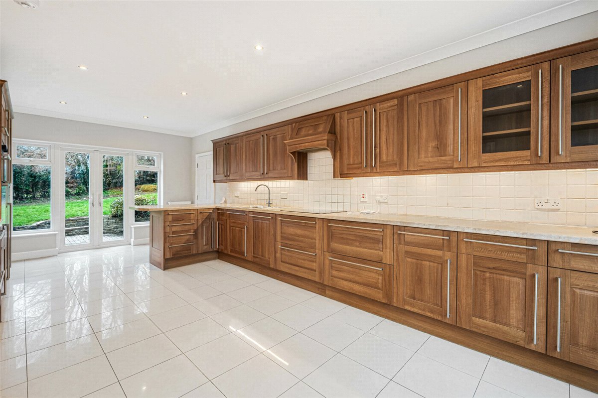 5 bedroom house, Bottom House Farm Lane, Chalfont St. Giles HP8 - Available