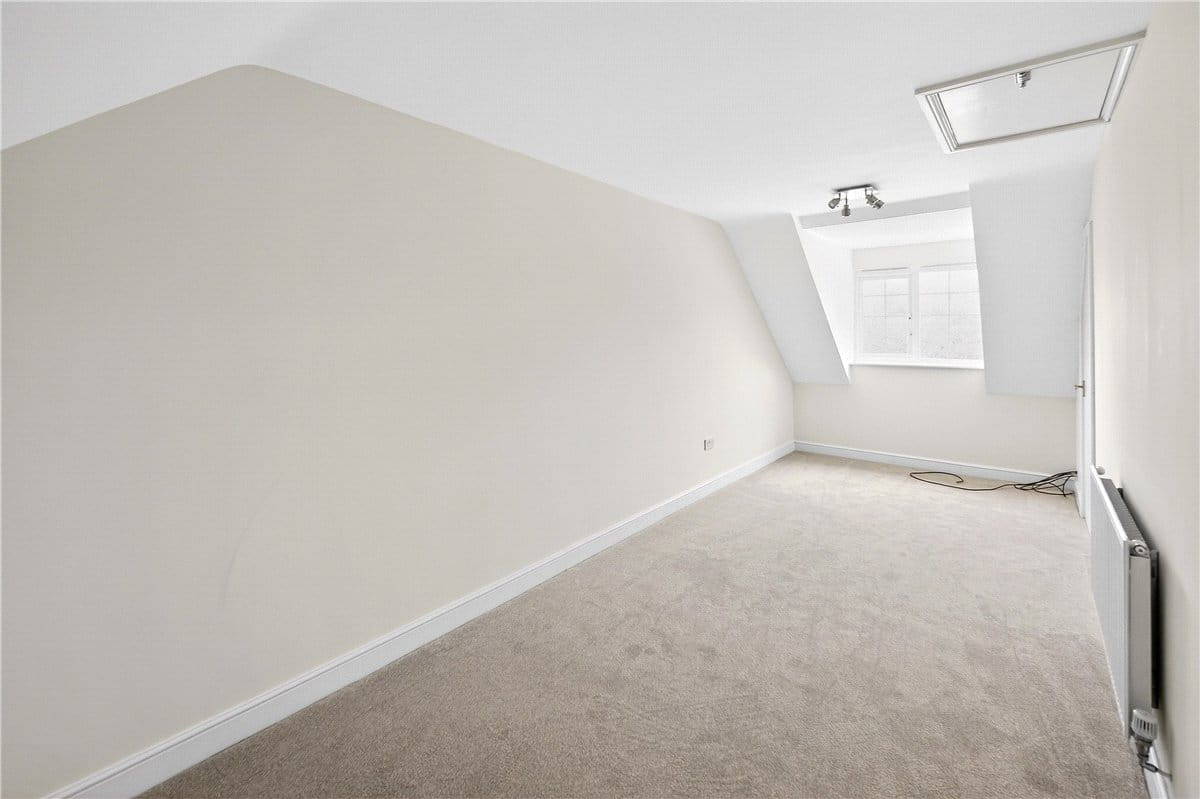 6 bedroom house, Arborfields Close, Kenilworth CV8 - Available