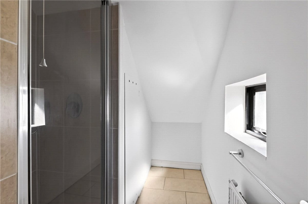 3 bedroom , Gilson Road, Coleshill B46 - Available