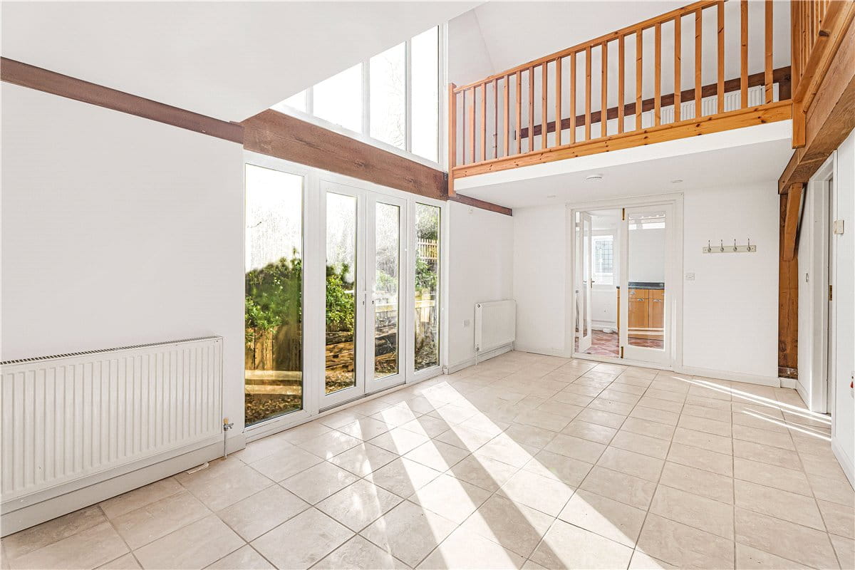 6 bedroom house, Ellesborough Road, Wendover HP22 - Let Agreed