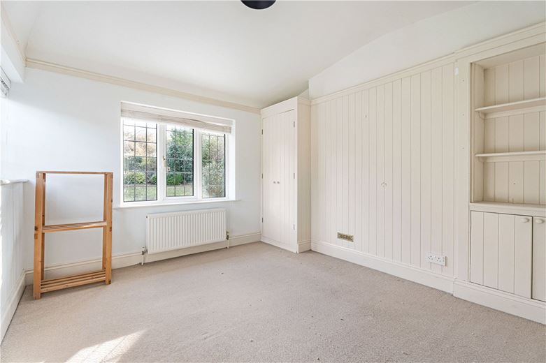 6 bedroom house, Ellesborough Road, Wendover HP22 - Let Agreed