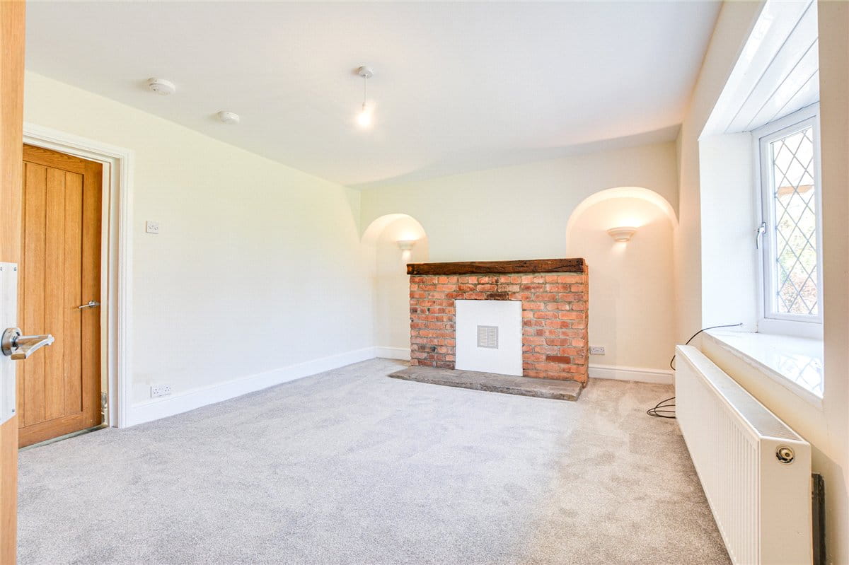 3 bedroom house, Nantwich Road, Minshull Vernon CW10 - Available