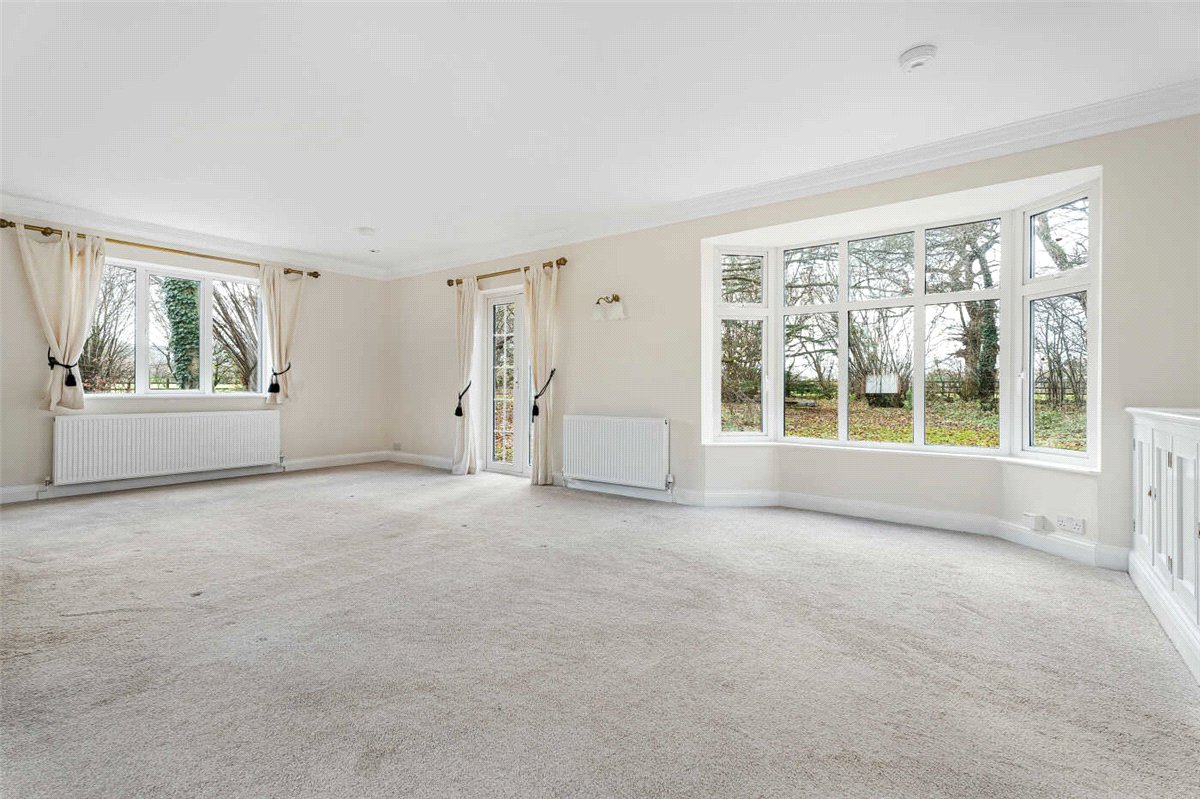 4 bedroom bungalow, Nash Lee Lane, Wendover HP22 - Let Agreed