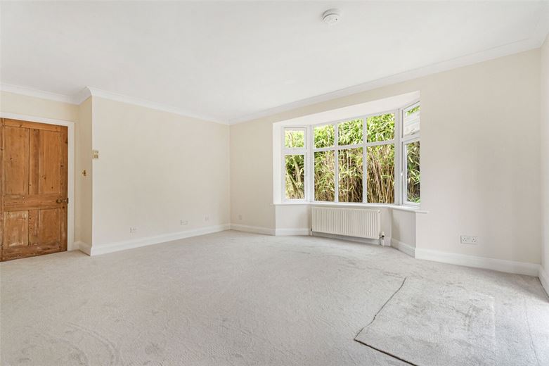 4 bedroom bungalow, Nash Lee Lane, Wendover HP22 - Let Agreed