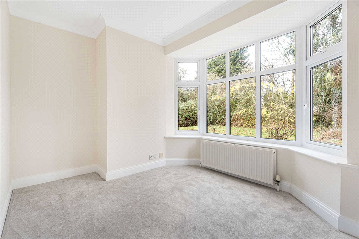 4 bedroom bungalow, Nash Lee Lane, Wendover HP22 - Let Agreed