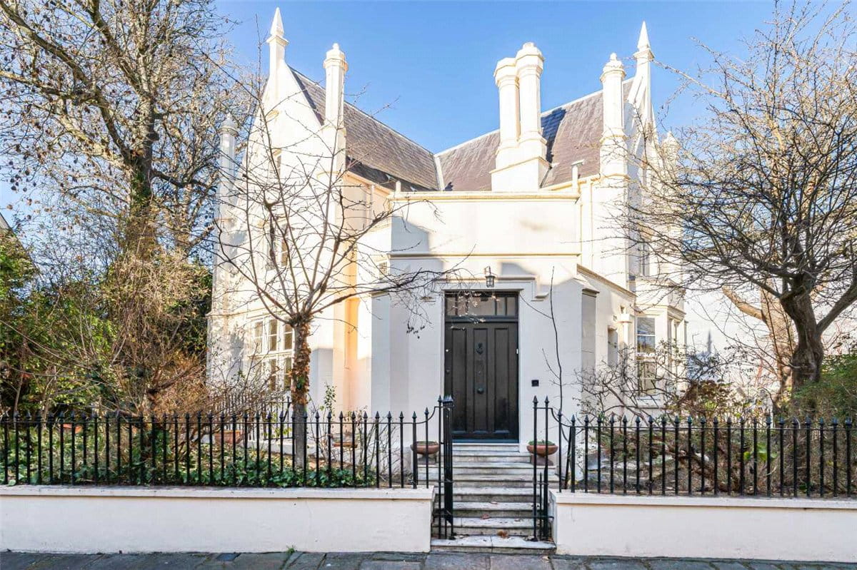 4 bedroom house, Park Village West, London NW1 - Available