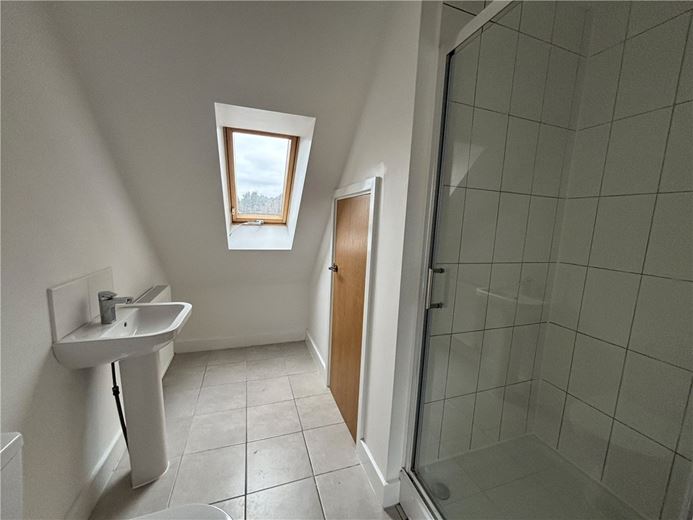 3 bedroom house, Comelybank Drive, Mexborough S64 - Available