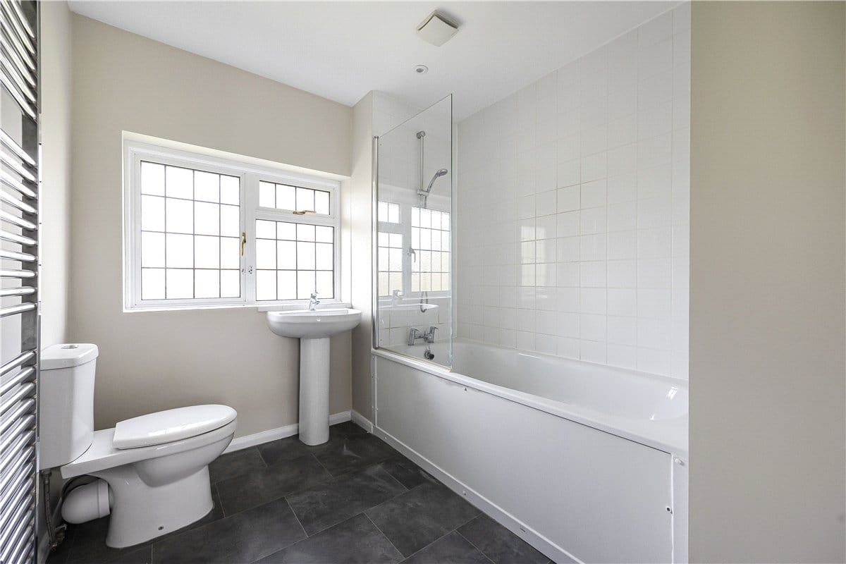 4 bedroom house, Potter Row, Great Missenden HP16 - Available