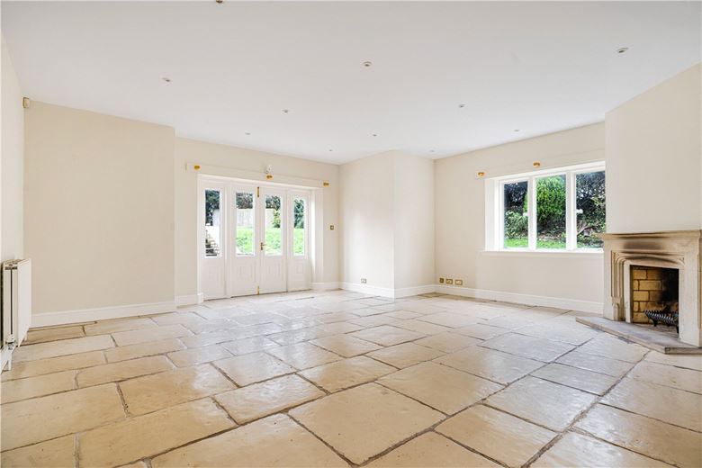 9 bedroom house, Turweston, Brackley NN13 - Available