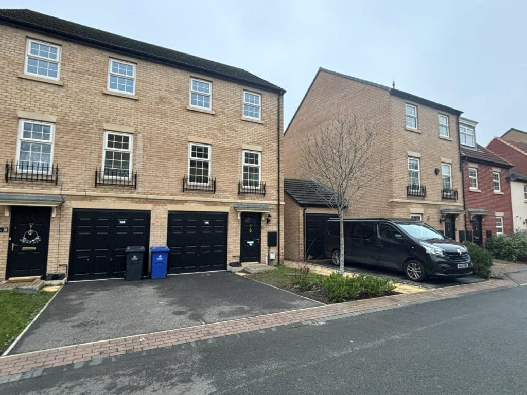 5 bedroom house, Comelybank Drive, Mexborough S64 - Let Agreed