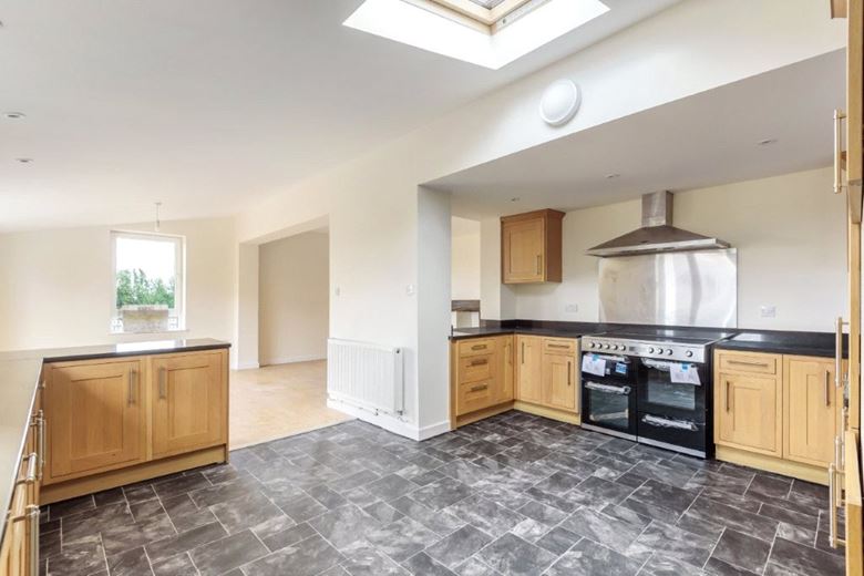 5 bedroom house, Holmsley Lane, Brierley S72 - Let Agreed